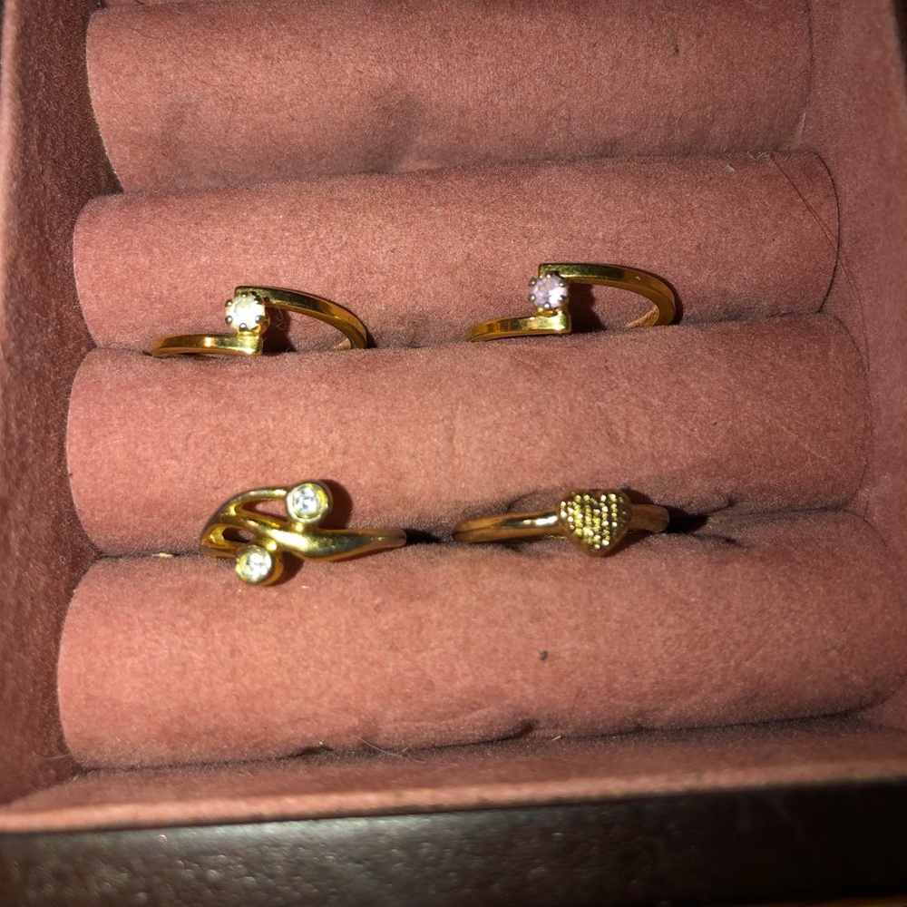 Toe rings